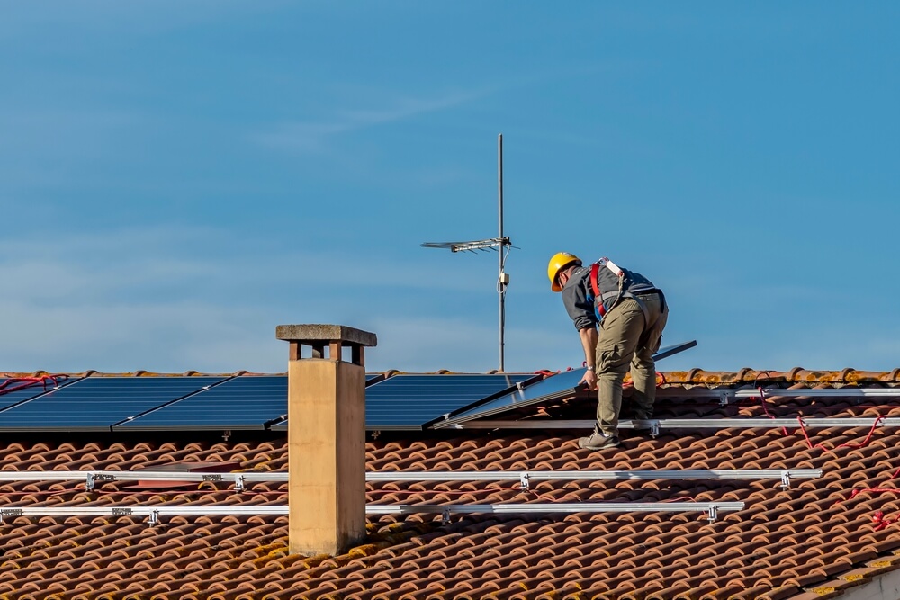 panneaux photovoltaïques à la toiture
